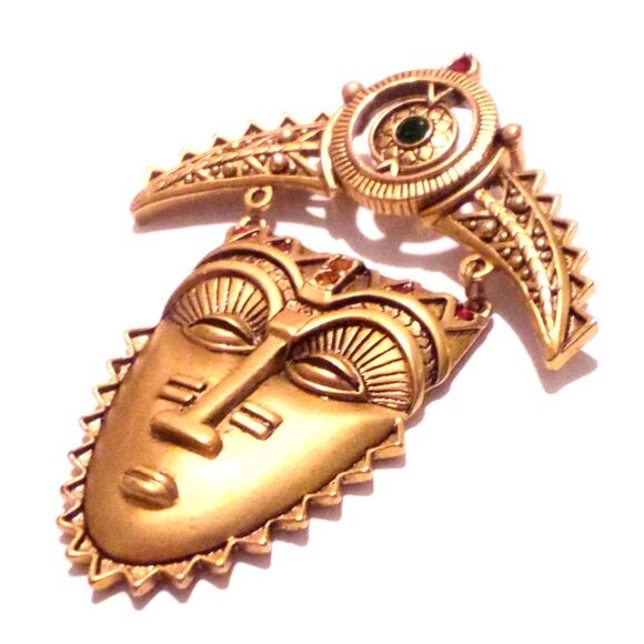 Vintage Avon Articulated Tribal Mask Brooch - Picture 2 of 4